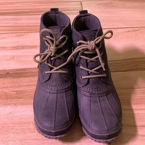 Men’s Ugg Zetik Chukka Black Leather Duck Boots Winter Size 8.5